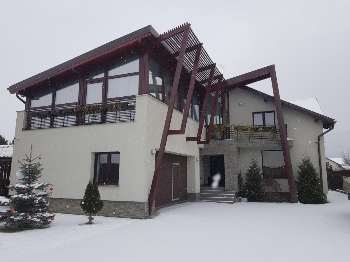 Vila Zinnober Брашов Екстериор снимка